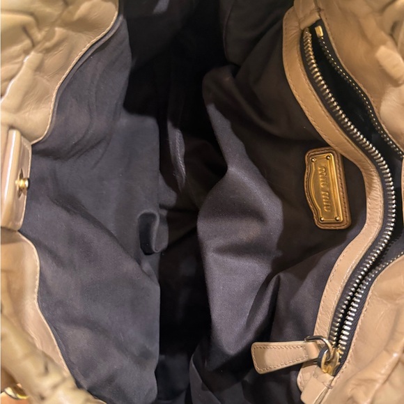 Miu Miu Vitello Lux 2-way shoulder bag - Picture 14 of 14